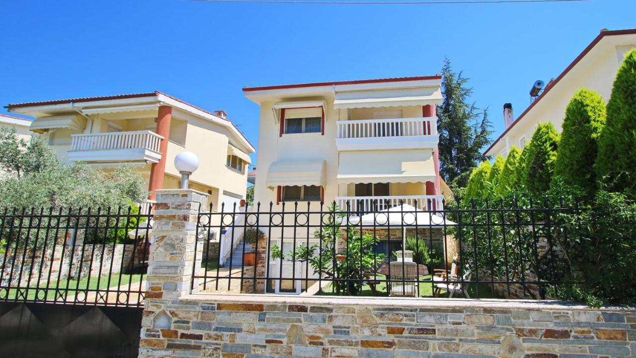 Starfish Villa Nea Iraklitsa Bagian luar foto