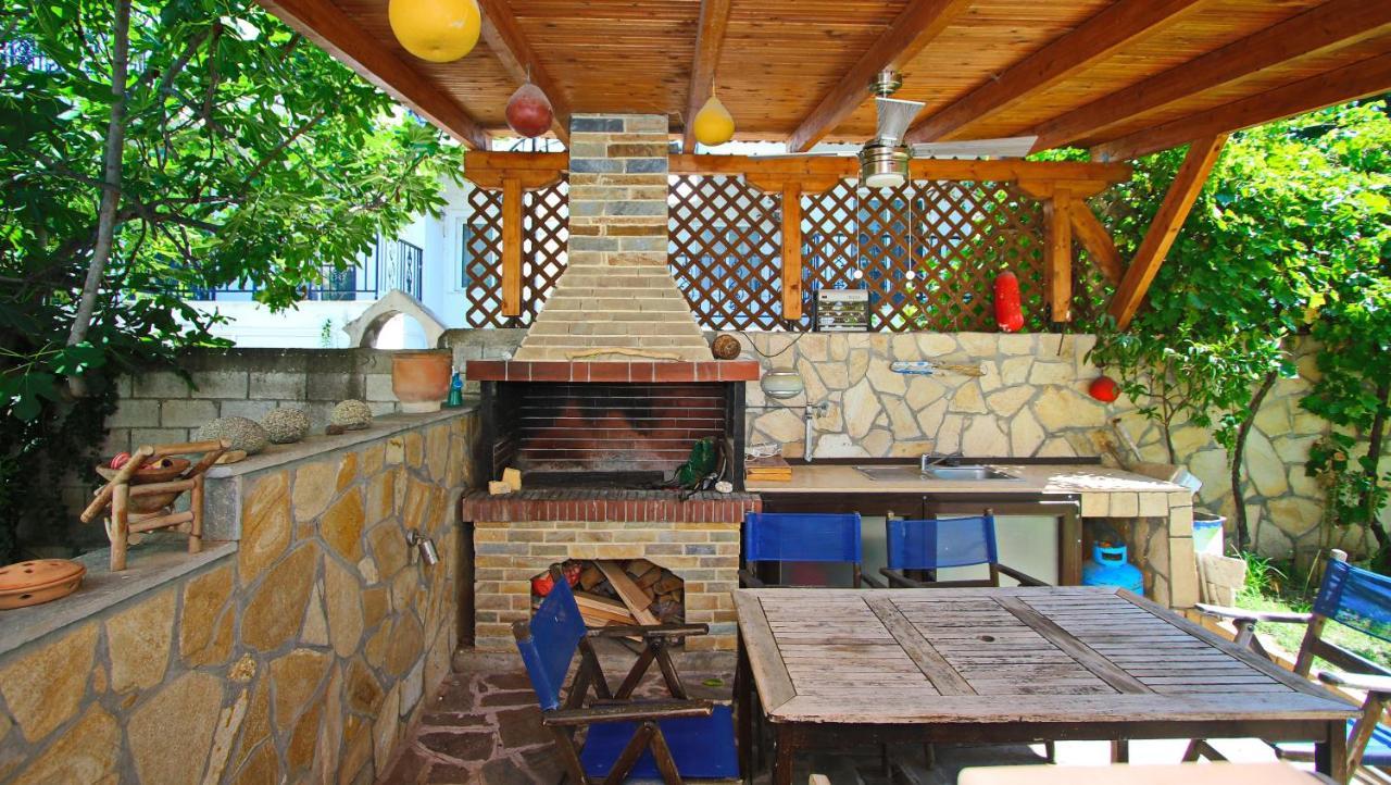 Starfish Villa Nea Iraklitsa Bagian luar foto